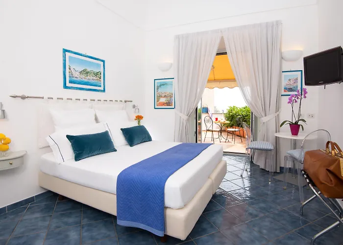 レシデンツァ パンサ 4* アマルフィ